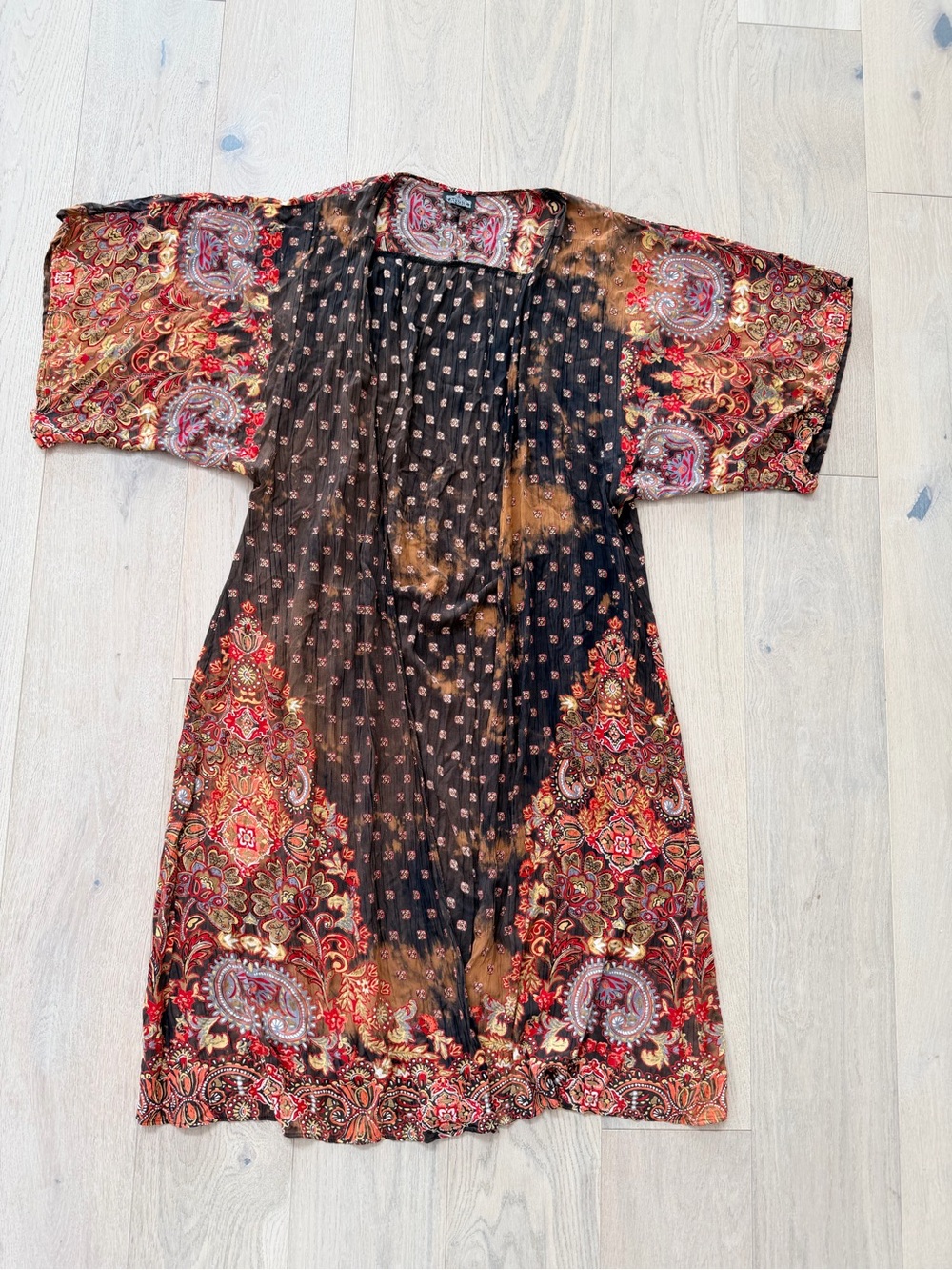 Angie Paisley Print Kimono in Black, Red & Gold Tones